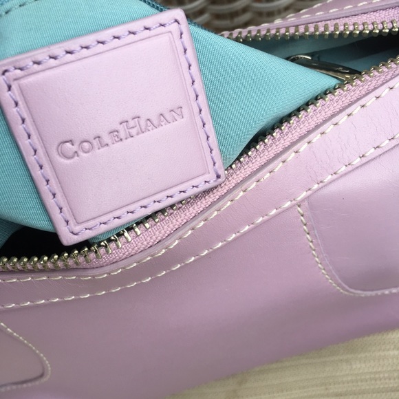 COLE HAAN lavender zipper closure 1 inside pocket - Picture 5 of 6